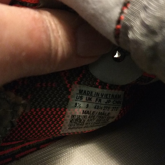 Yeezy Boost 350 V2 Beluga Sz. 9.5 - Picture 7 of 7